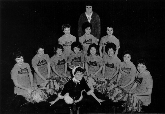 1961 Senior Cheerleaders