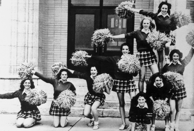 1981 Senior Cheerleaders<br>City Champs